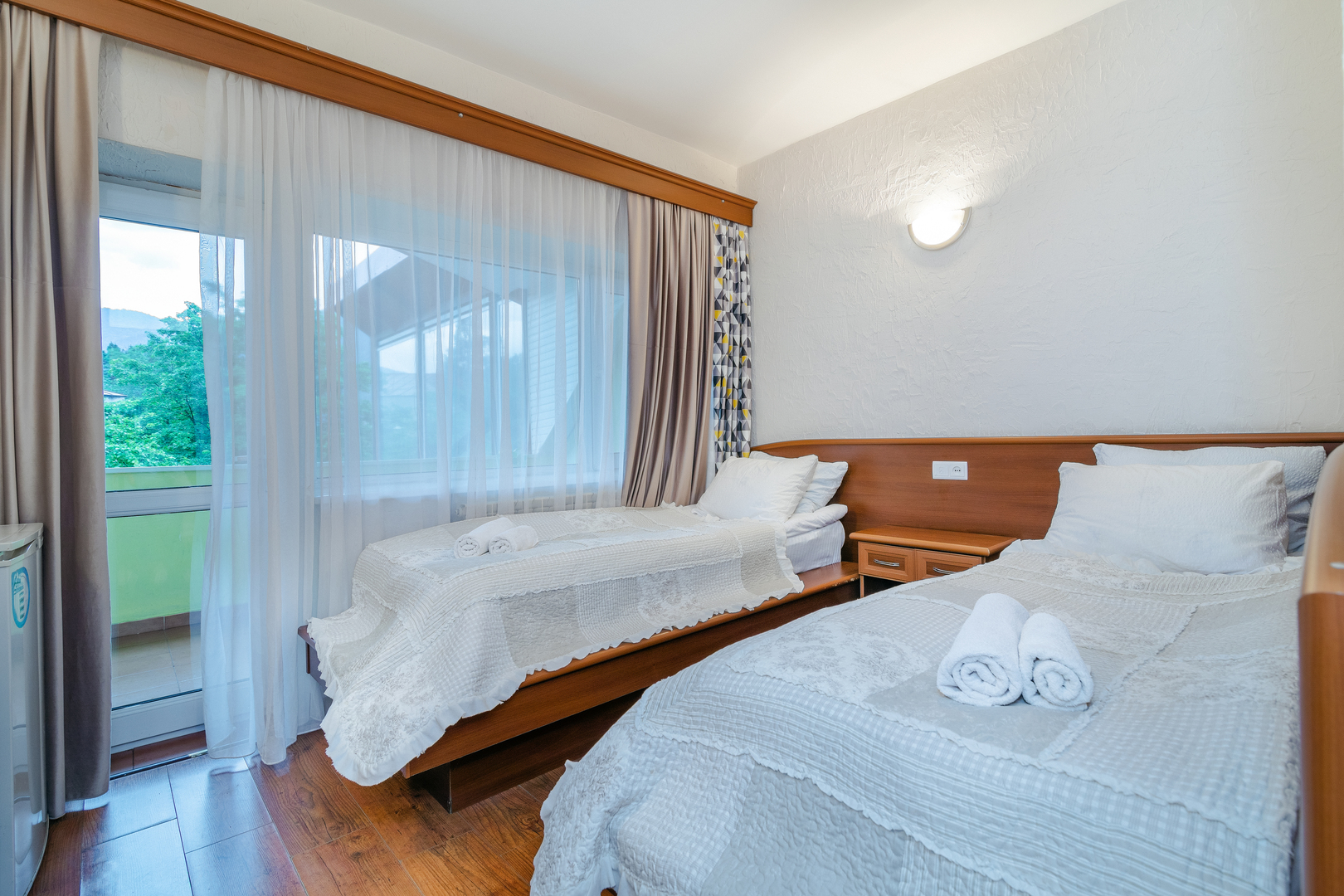 ორადგილიანი ნომერი